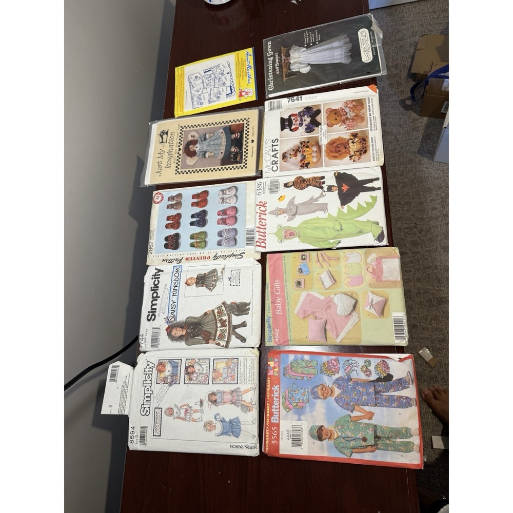 Lot 10 Vintage Kids Children's Sewing Patterns Simplicity, Butterick & More (2)